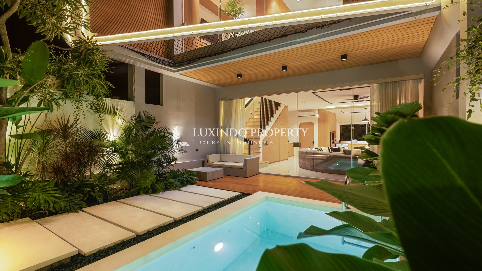 UMALAS – FULLY COMPLETED 2-BEDROOM VILLA WITH ROOFTOP RICE FIELD VIEWS (LHV1076)